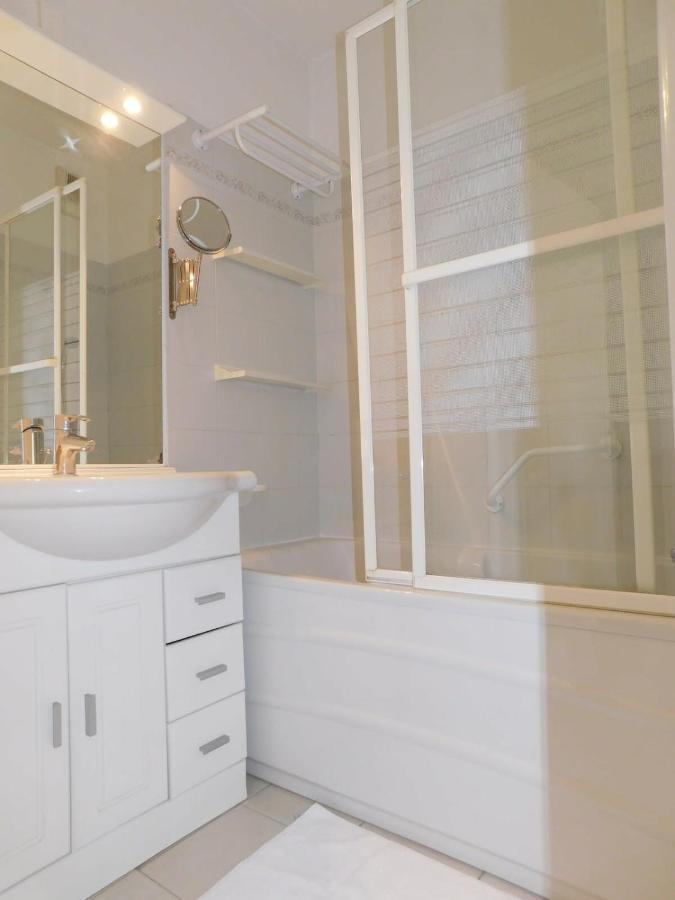 "T2 "Antibes Les Pins 3" Air Conditionned Sea View With Parking And Pool" Διαμέρισμα Εξωτερικό φωτογραφία